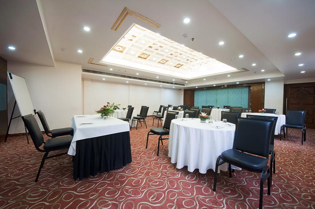 Hotel Jivitesh Delhi  Eksteriør bilde