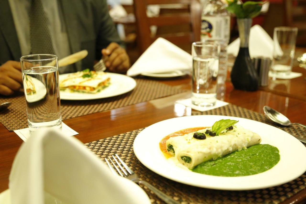 Hotel Jivitesh Delhi  Eksteriør bilde