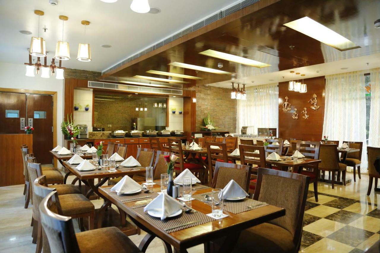 Hotel Jivitesh Delhi  Eksteriør bilde
