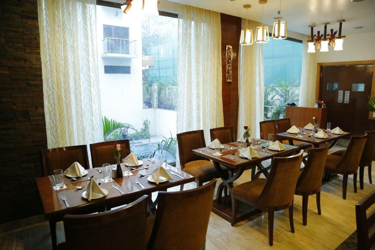 Hotel Jivitesh Delhi  Eksteriør bilde
